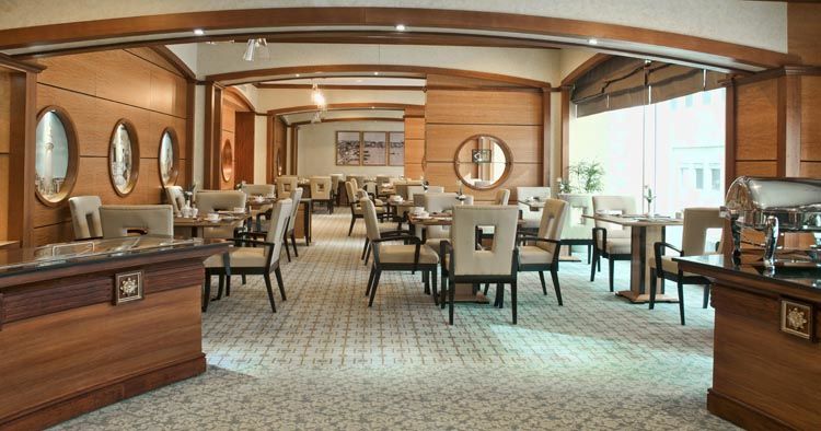 Wiseman Grand Hotel Doha Kültér fotó The restaurant