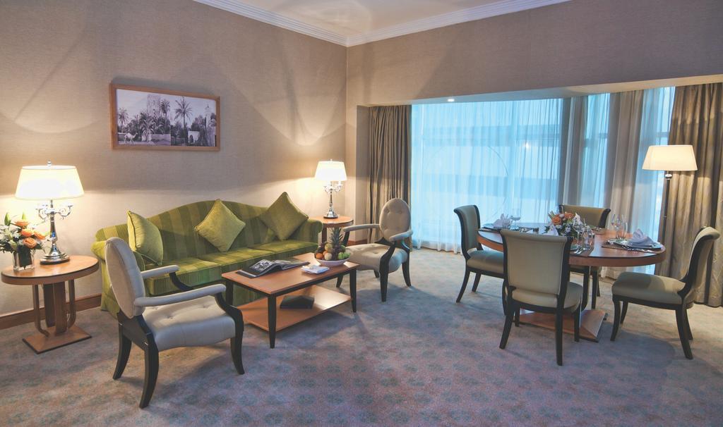 Wiseman Grand Hotel Doha Kültér fotó A suite at the hotel